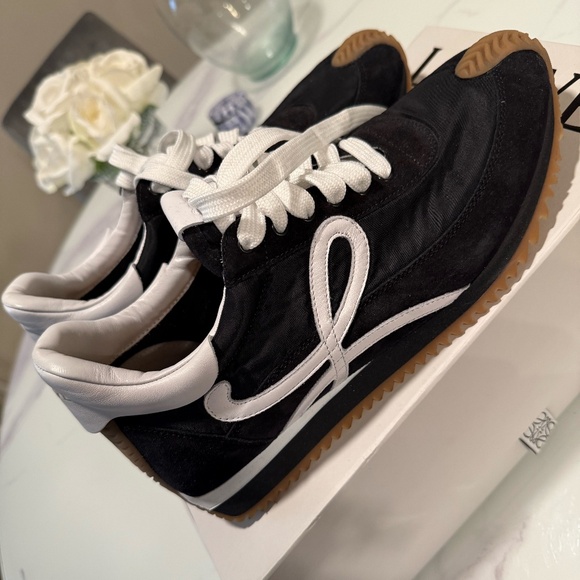 LOEWE FLOW RUNNER IN NYLON AND SUEDE - Picture 3 of 3